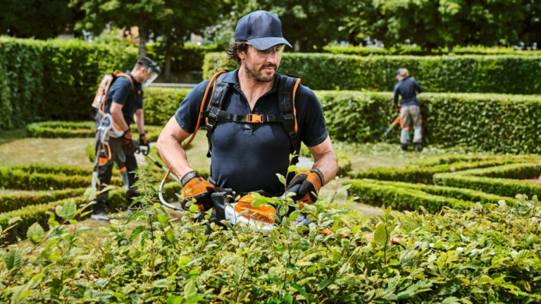 Complete Seasonal Garden Care